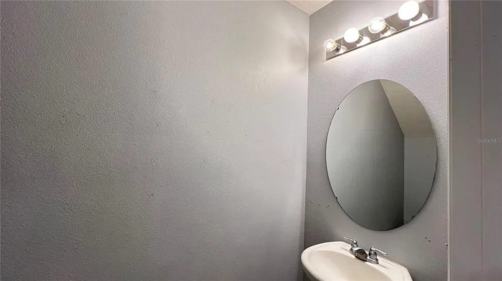 9017 ALBA LANE Kissimmee, FL 34747