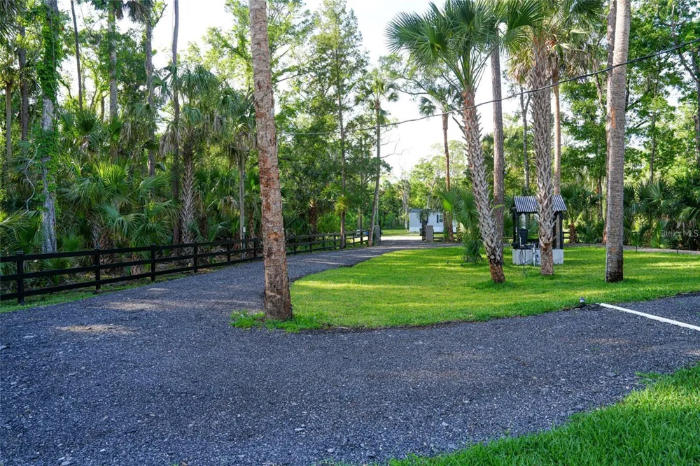 6381 CHERRY LANE Bunnell, FL 32110