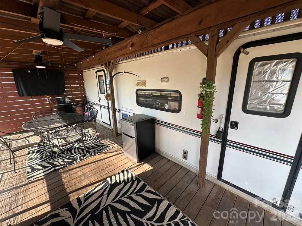 108 Robin Lane New London, NC 28127