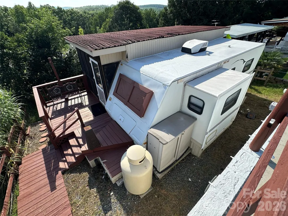 108 Robin Lane New London, NC 28127
