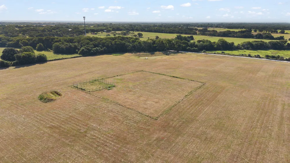 HCR 2421 W Hillsboro, TX 76645