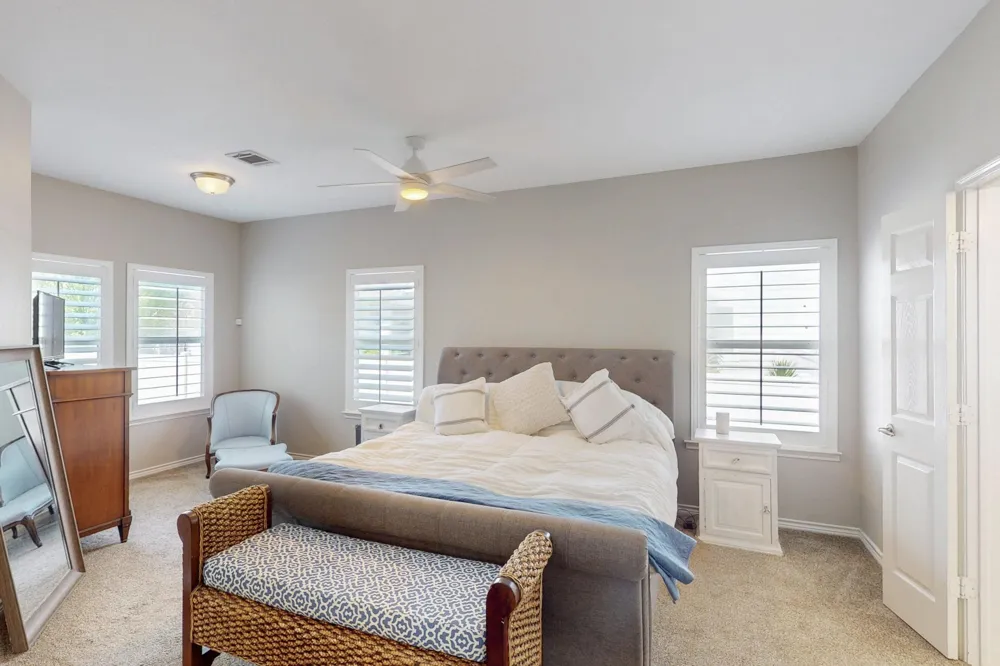 1225 Long Leaf Drive Savannah, TX 76227