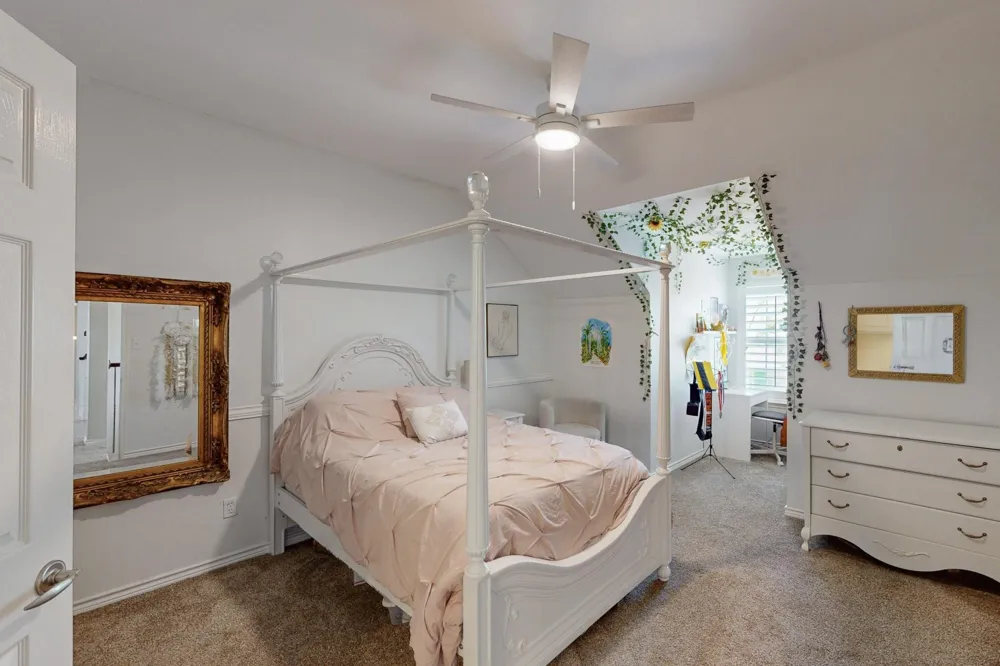 1225 Long Leaf Drive Savannah, TX 76227