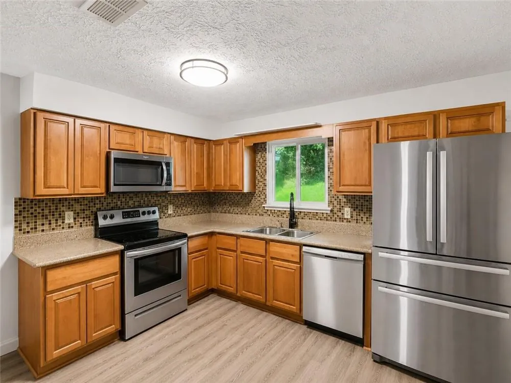 201 Meadowlark Lane Jonesboro, GA 30236