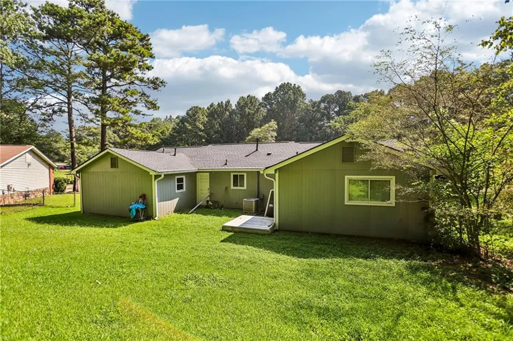 201 Meadowlark Lane Jonesboro, GA 30236