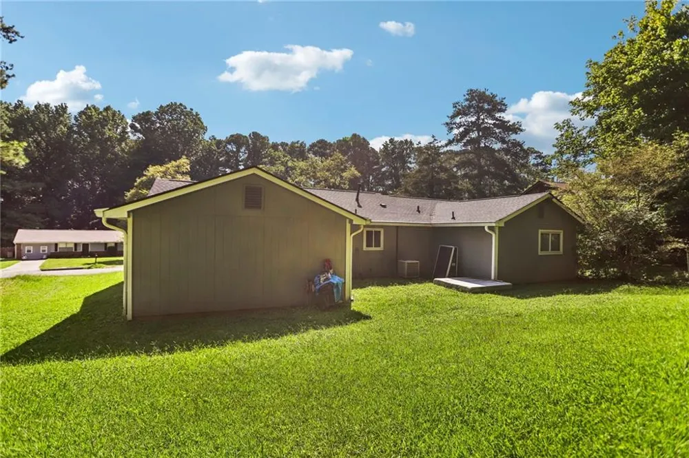 201 Meadowlark Lane Jonesboro, GA 30236