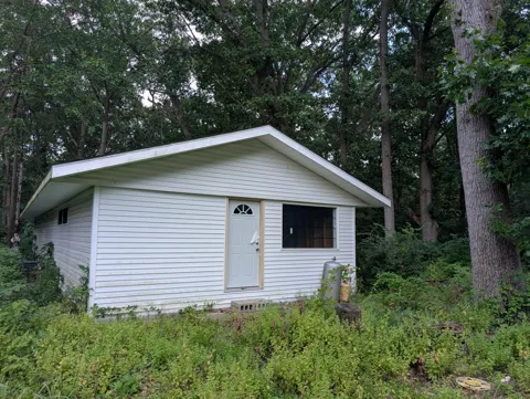 1408 Cherry Lane