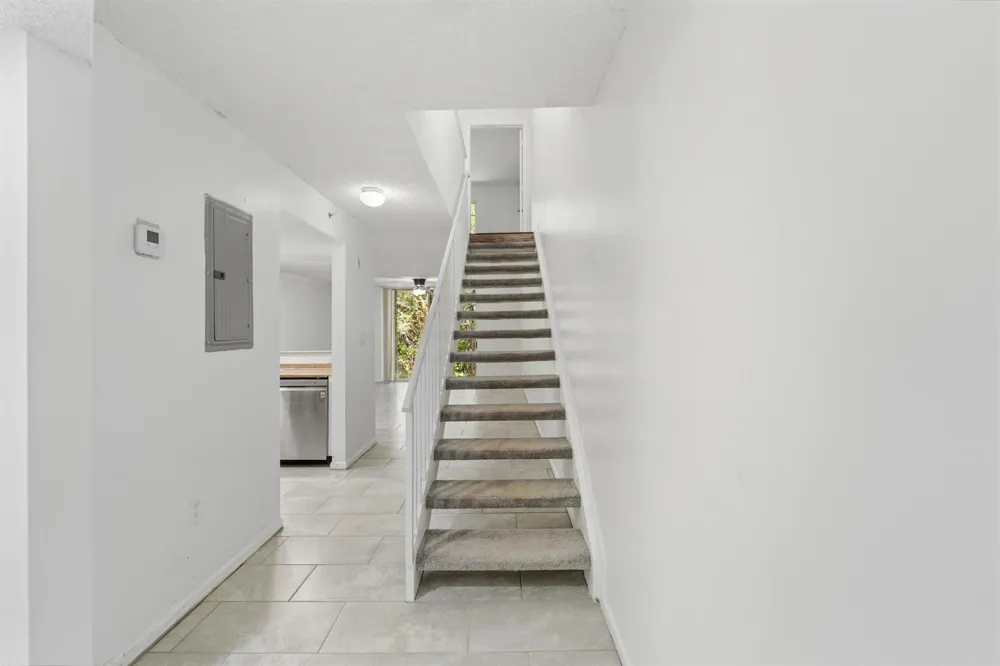 1100 Scotia Drive #102 Hypoluxo, FL 33462