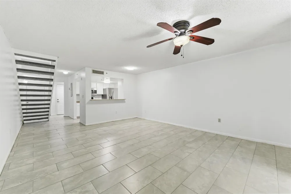 1100 Scotia Drive #102 Hypoluxo, FL 33462