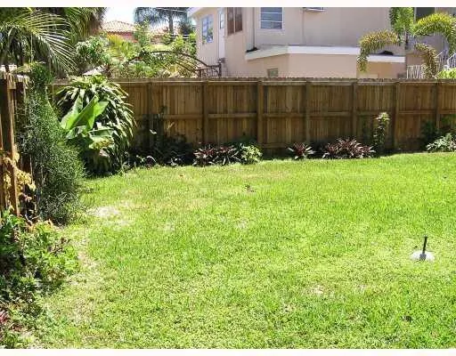 3040 NE 21ST AVENUE #4 Fort Lauderdale, FL 33306