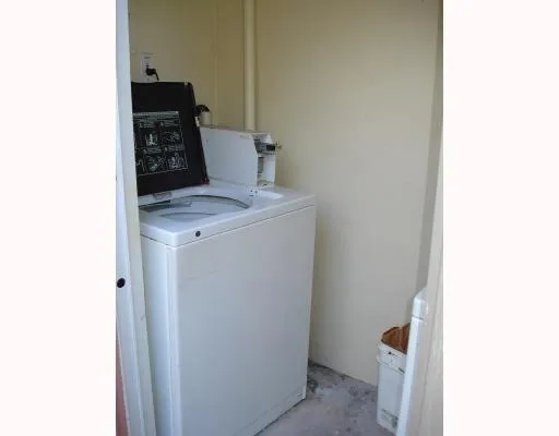 3040 NE 21ST AVENUE #4 Fort Lauderdale, FL 33306
