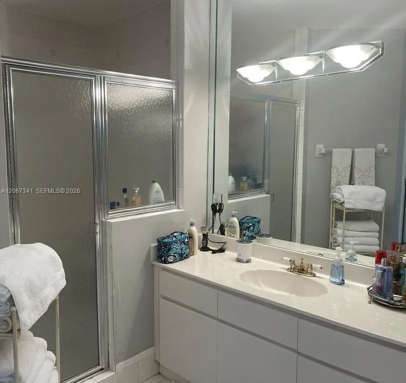 892 NW 131st Ave Miami, FL 33182