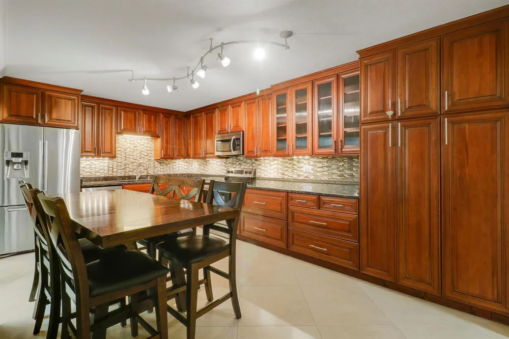 1901 19th Lane Palm Beach Gardens, FL 33418