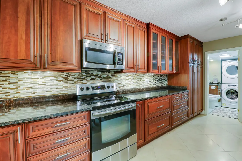 1901 19th Lane Palm Beach Gardens, FL 33418