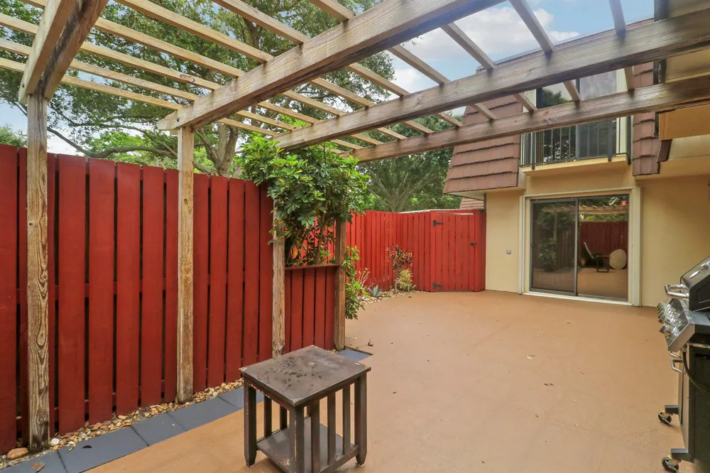 1901 19th Lane Palm Beach Gardens, FL 33418