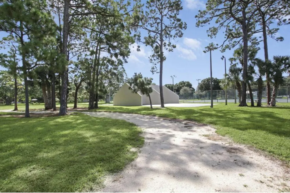 1901 19th Lane Palm Beach Gardens, FL 33418