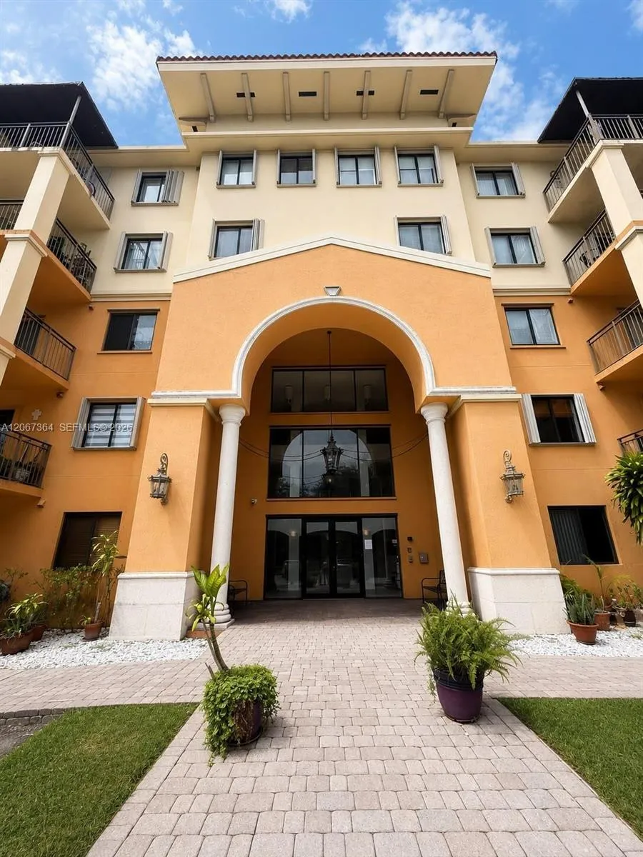 9340 Fontainebleau Blvd #W507 Miami, FL 33172