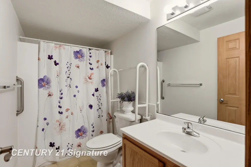 6317 Heather Ridge Drive Frankenlust Township, MI 48706