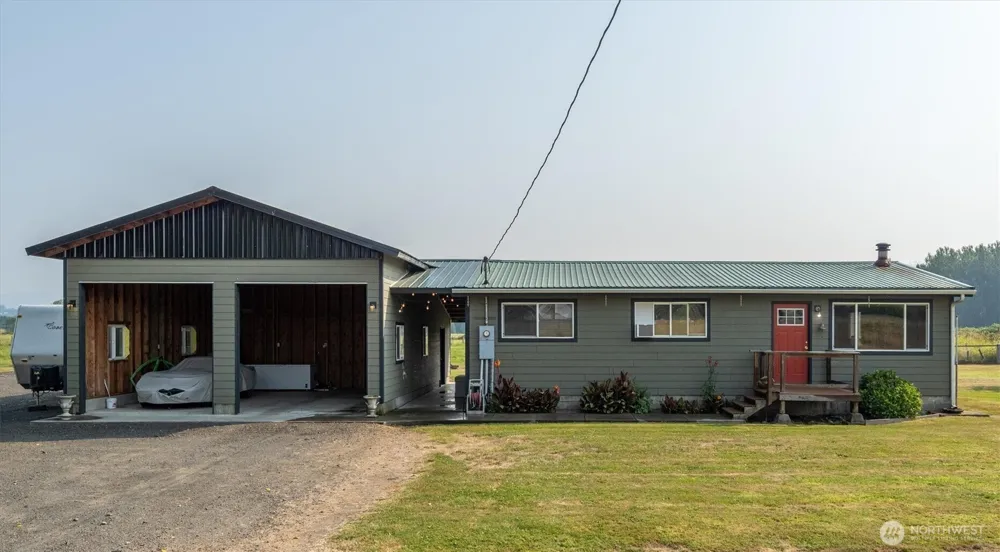 126 W Sunny Sands Cathlamet, WA 98612