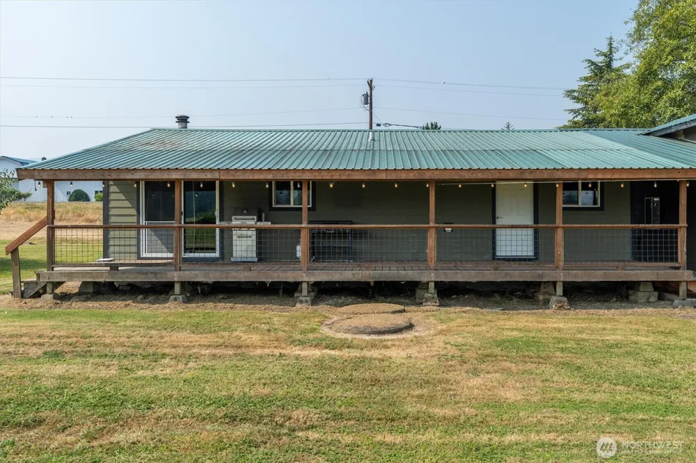 126 W Sunny Sands Cathlamet, WA 98612