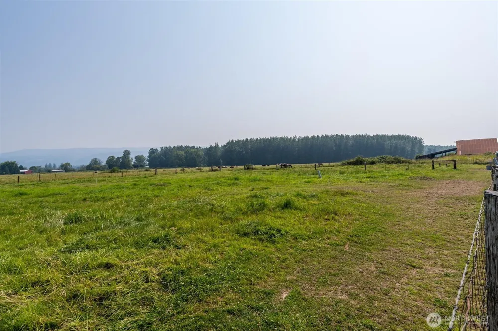 126 W Sunny Sands Cathlamet, WA 98612