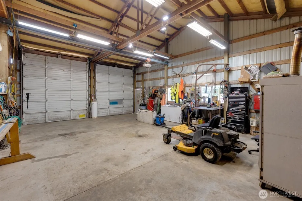 126 W Sunny Sands Cathlamet, WA 98612