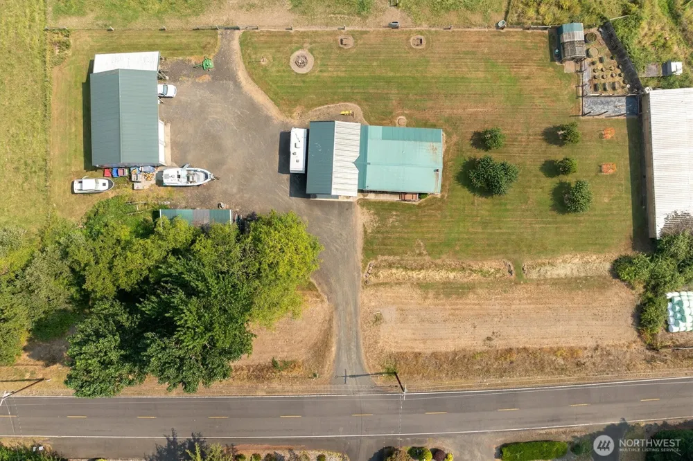 126 W Sunny Sands Cathlamet, WA 98612