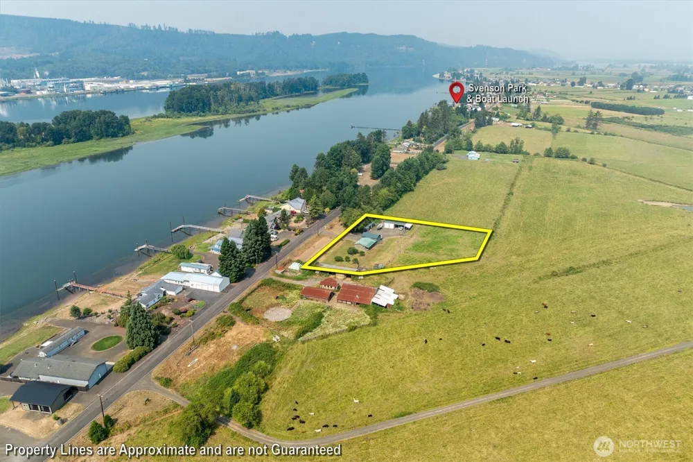 126 W Sunny Sands Cathlamet, WA 98612