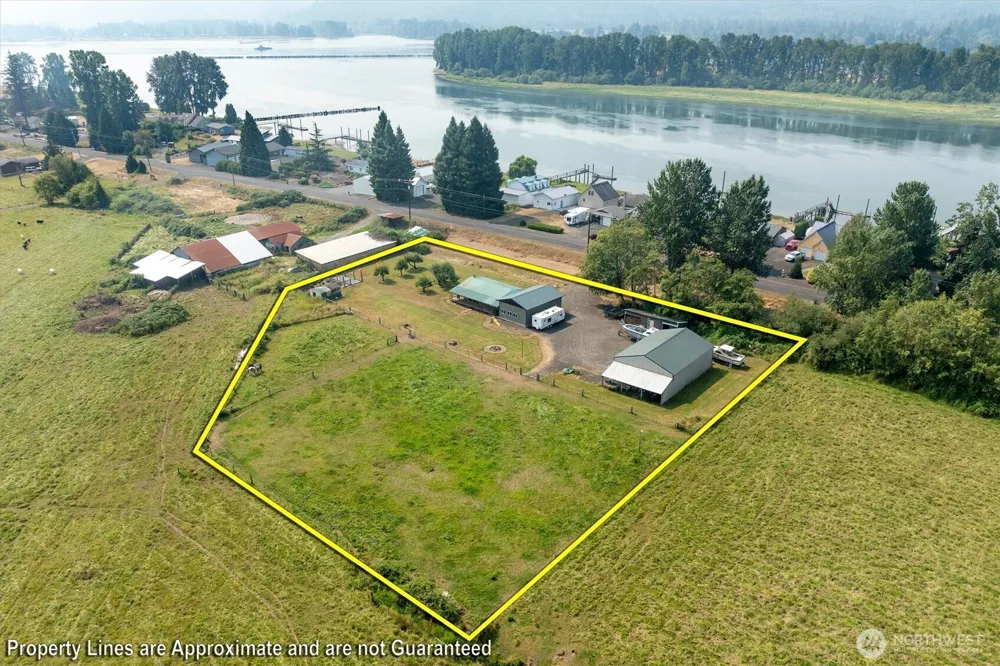 126 W Sunny Sands Cathlamet, WA 98612
