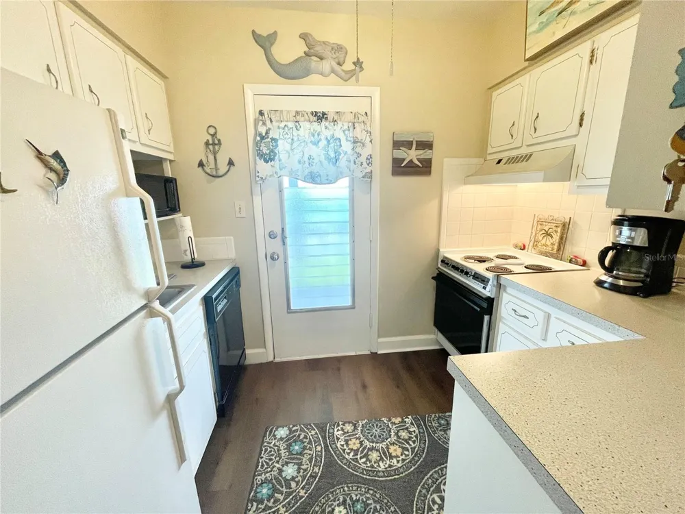 1600 W LAKE PARKER DRIVE #A25 Lakeland, FL 33805