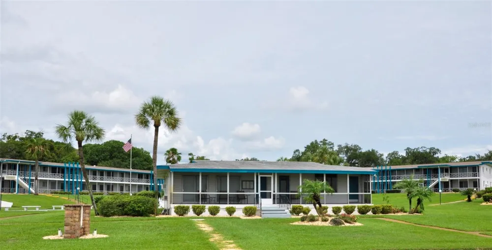 1600 W LAKE PARKER DRIVE #A25 Lakeland, FL 33805