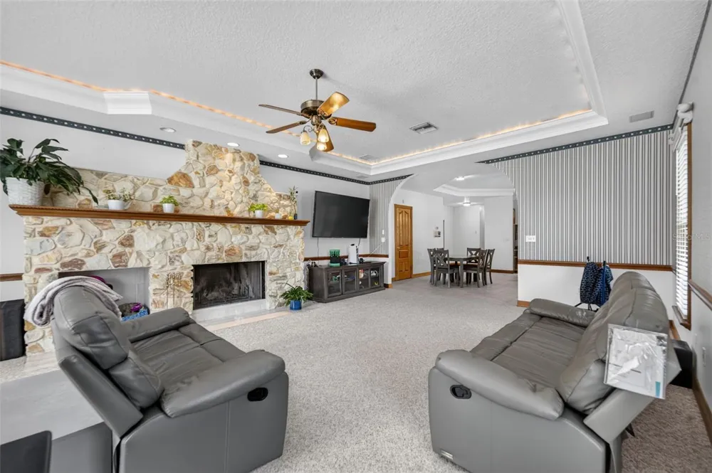 4657 HICKORY TREE ROAD St Cloud, FL 34772