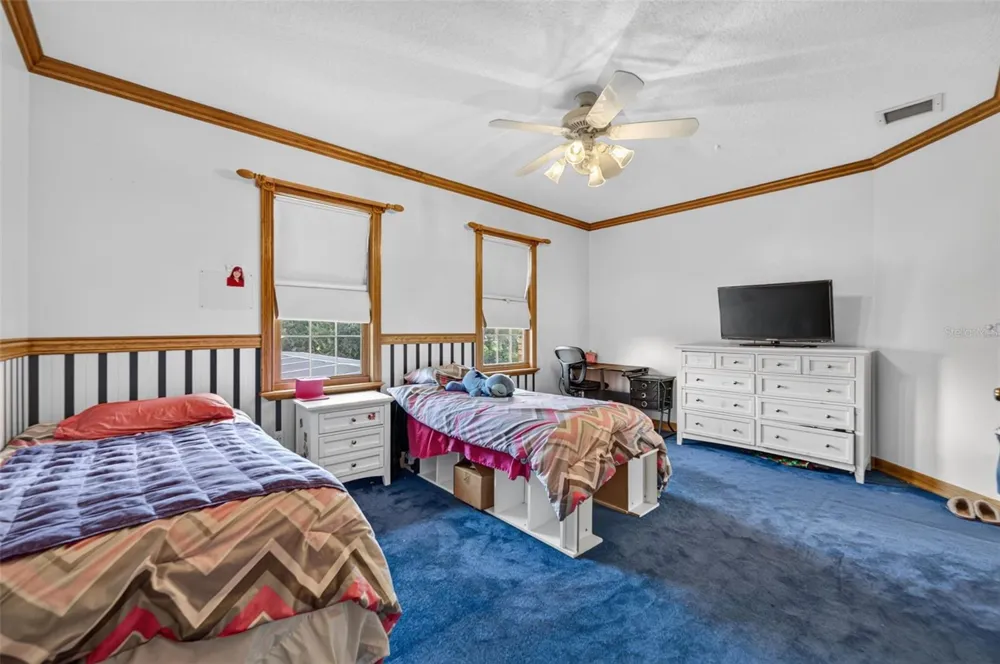 4657 HICKORY TREE ROAD St Cloud, FL 34772