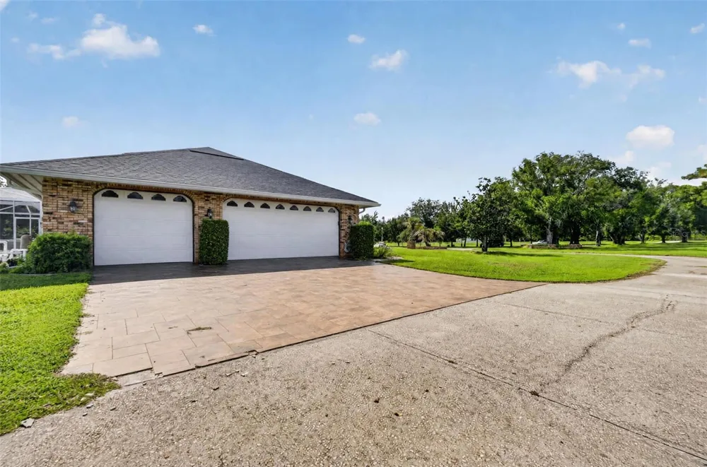4657 HICKORY TREE ROAD St Cloud, FL 34772