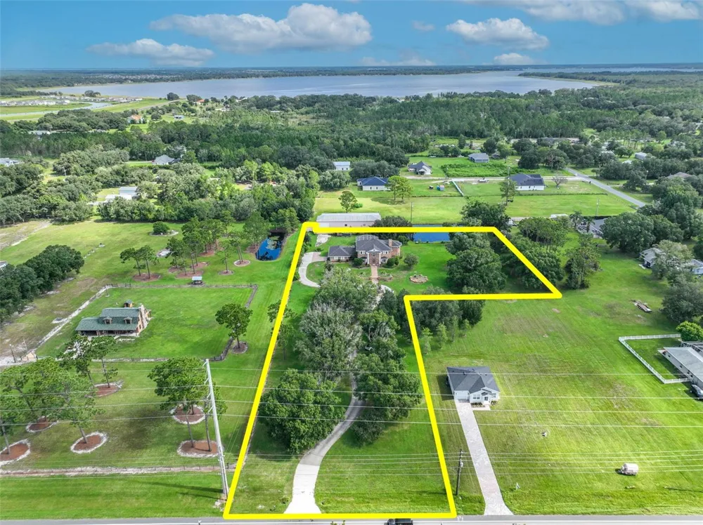 4657 HICKORY TREE ROAD St Cloud, FL 34772