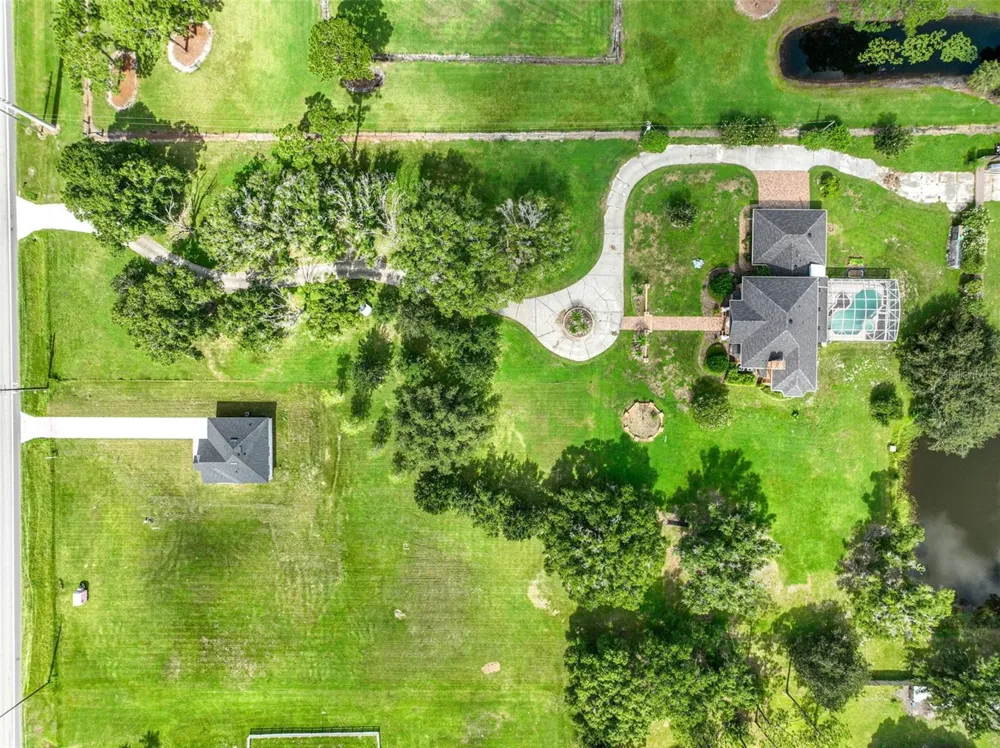 4657 HICKORY TREE ROAD St Cloud, FL 34772
