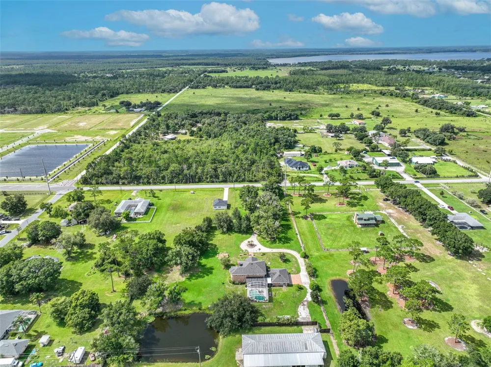 4657 HICKORY TREE ROAD St Cloud, FL 34772