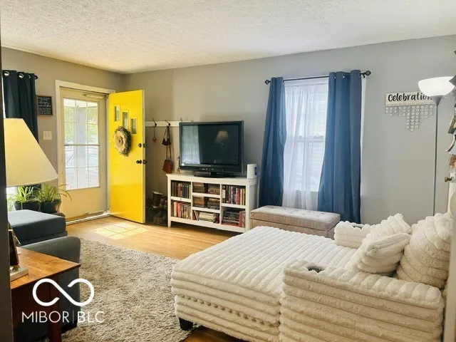 250 13th Beech Grove, IN 46107