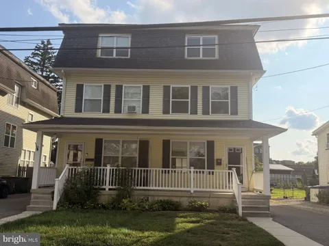 8 MECHANIC STREET