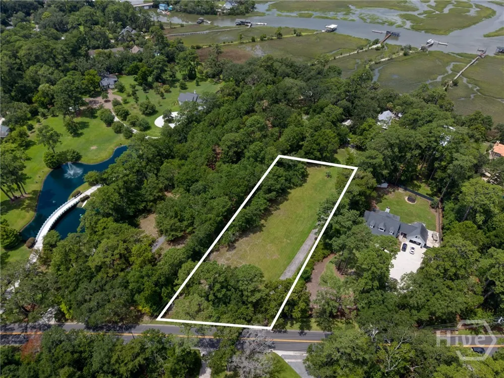 15 Waite Drive Savannah, GA 31406