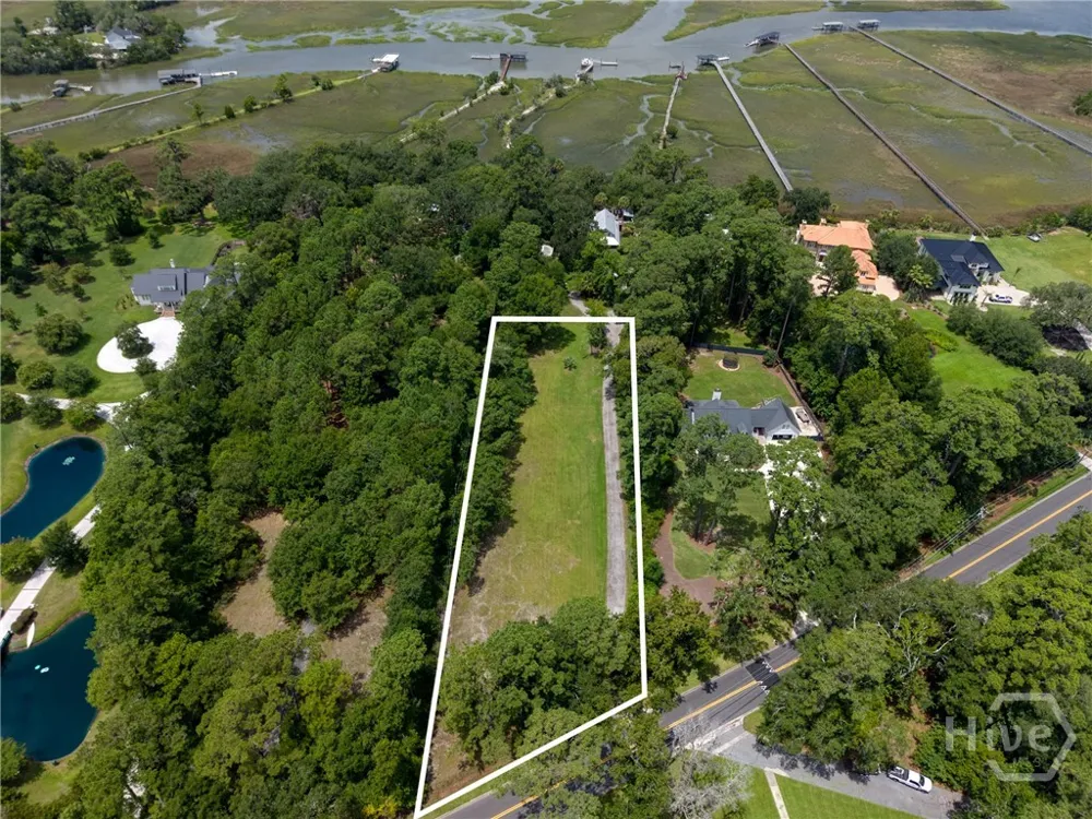 15 Waite Drive Savannah, GA 31406