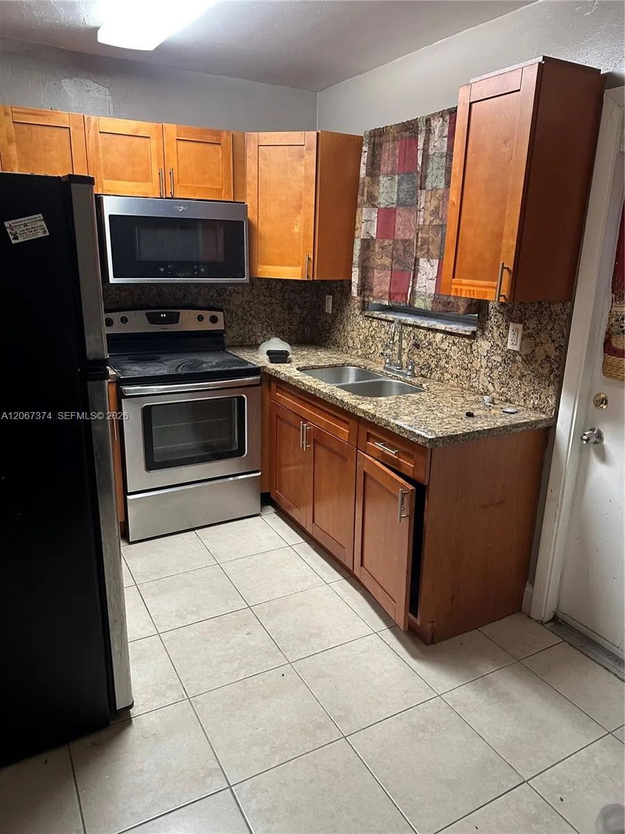 55 NW 169th St #55 North Miami Beach, FL 33169