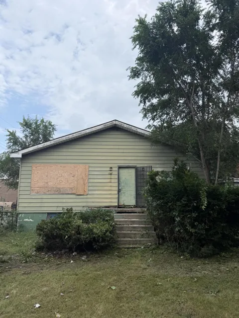 819 Mulberry Street