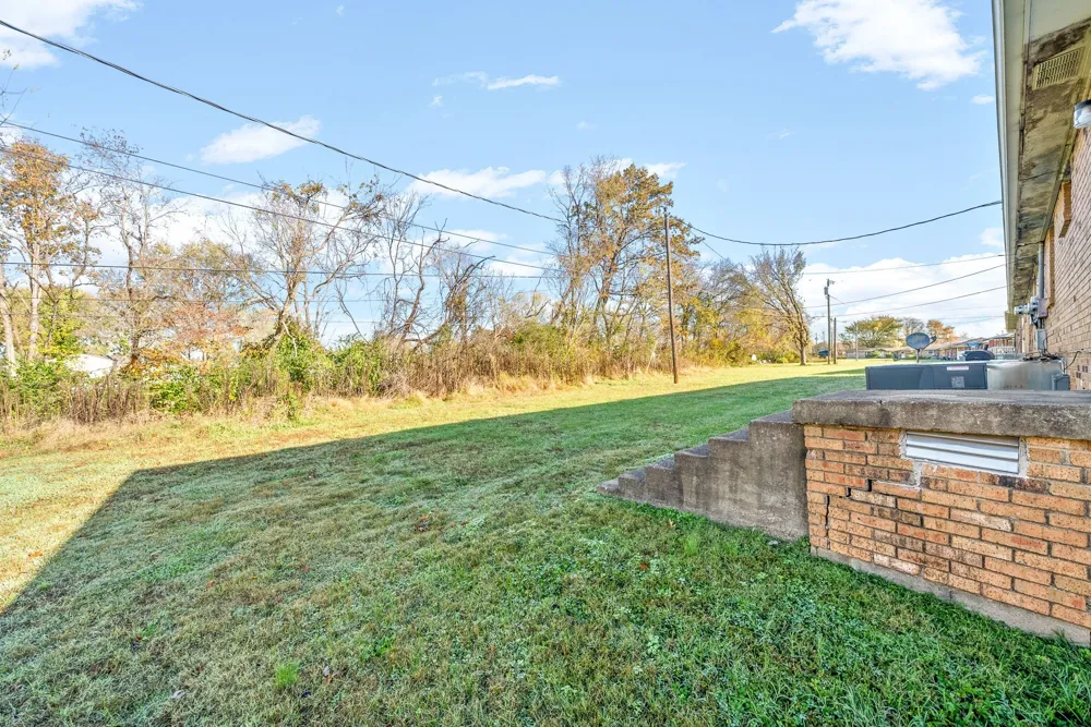 113 Tandy Dr #B Clarksville, TN 37042