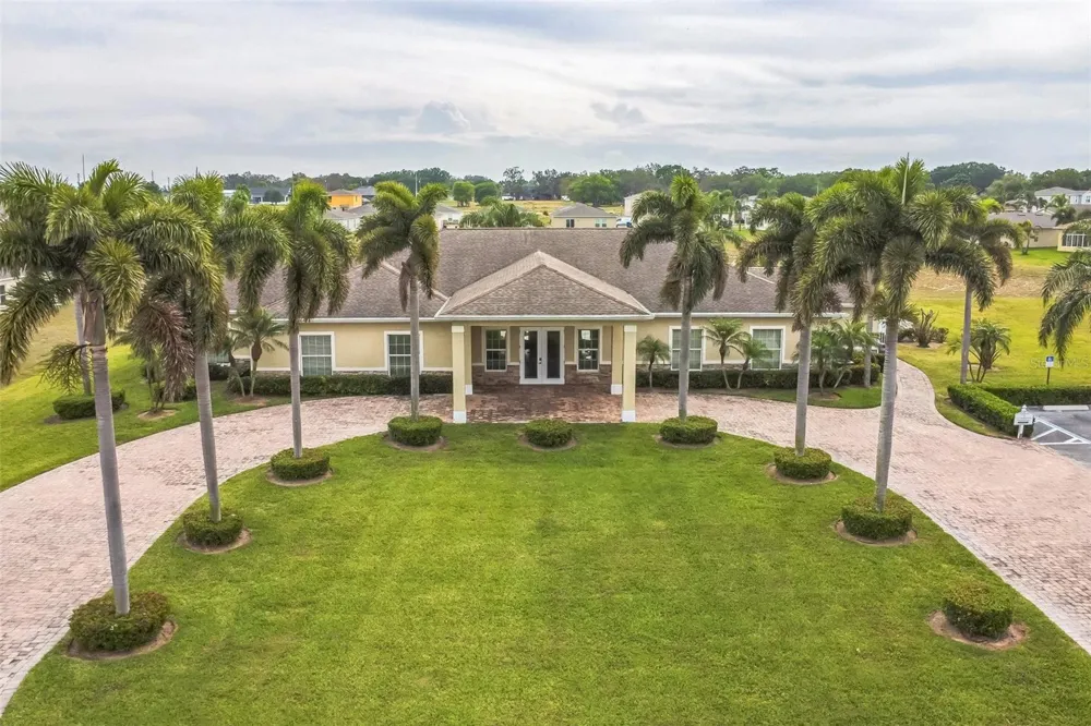 1217 STONE RIDGE CIRCLE Sebring, FL 33870