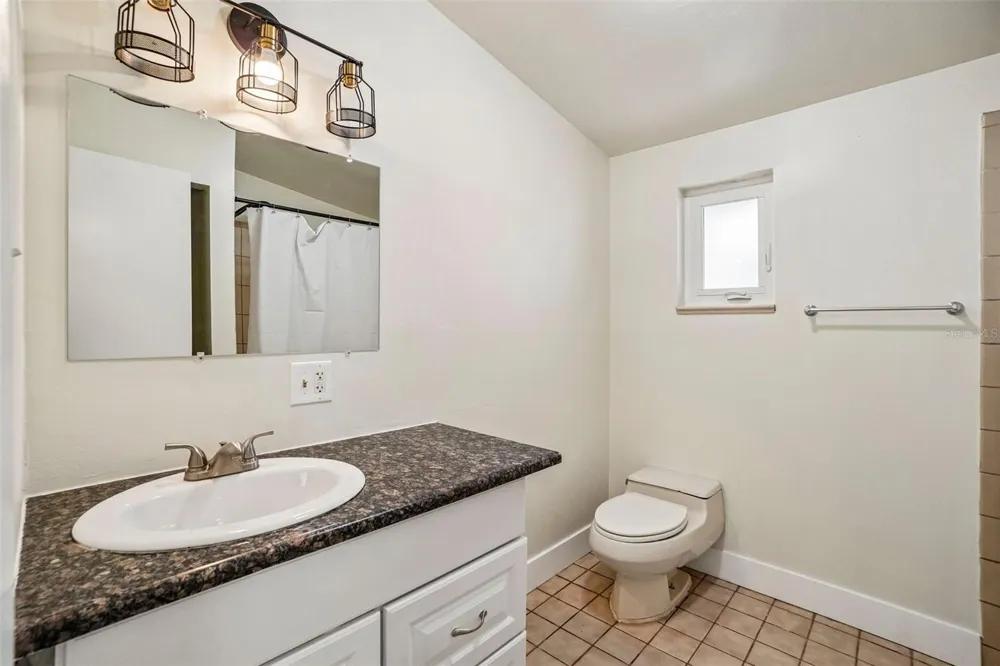 9216 W ROBSON STREET Tampa, FL 33615