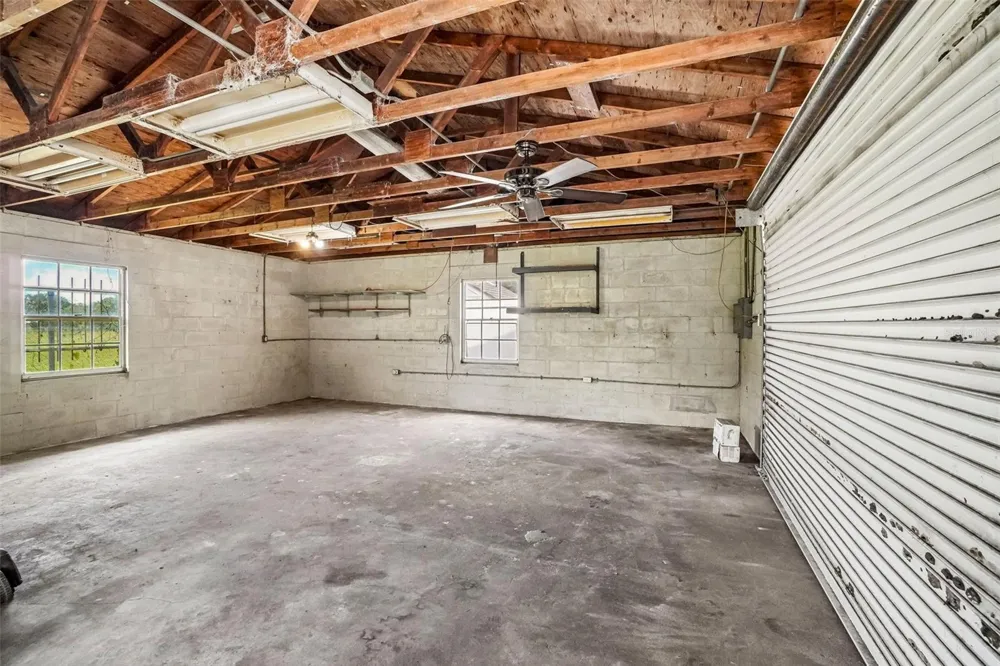 9216 W ROBSON STREET Tampa, FL 33615