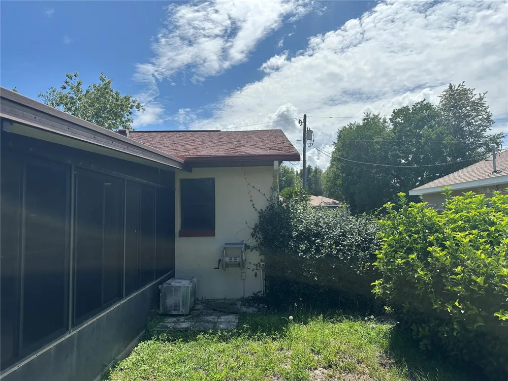 11 PINE CIRCLE LANE ocala, FL 34472