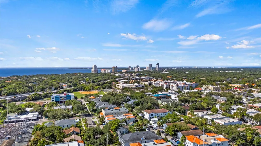 404 S MELVILLE AVENUE #4 Tampa, FL 33606