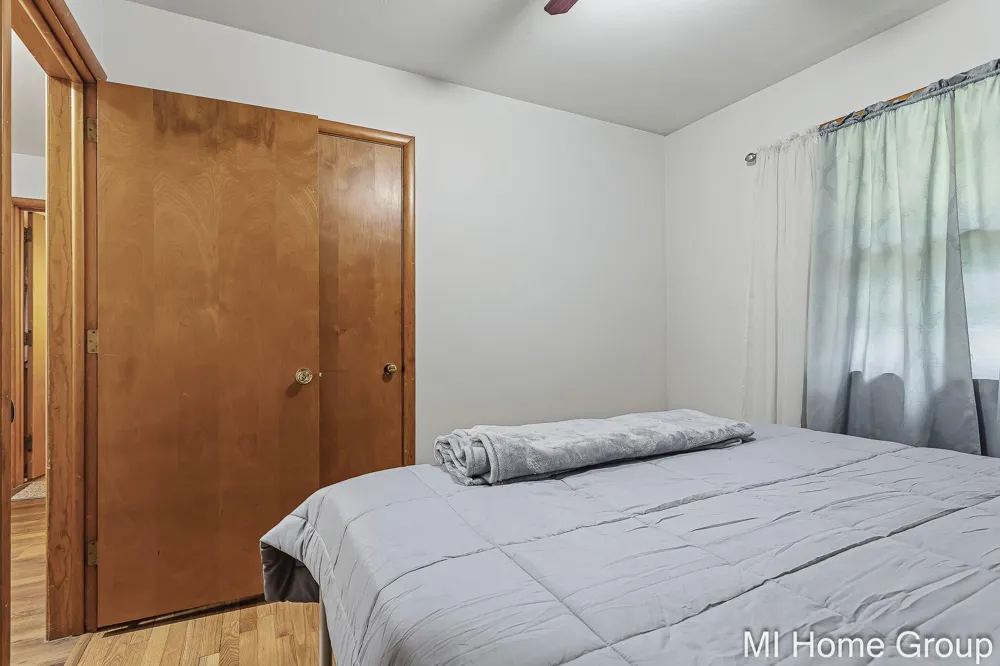 311 W 32nd Street Holland City, MI 49423